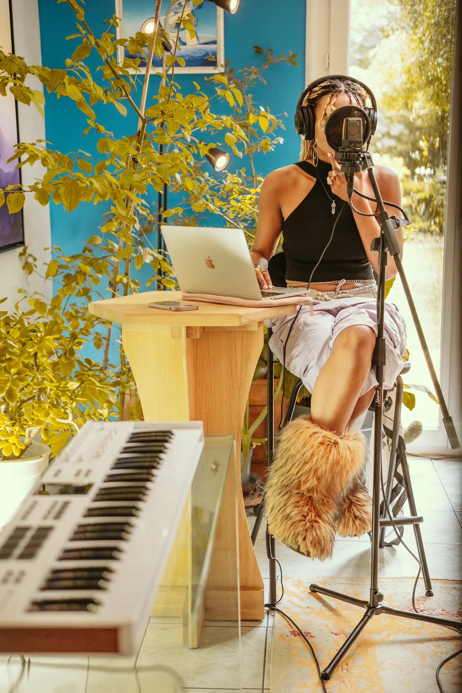 Image documentaire OKTA en studio musical.